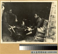 藏品(越南漆器製作)的圖片